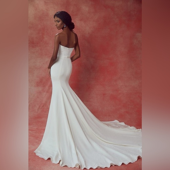 Sarah Seven Jack Wedding Dress - Picture 5 of 9